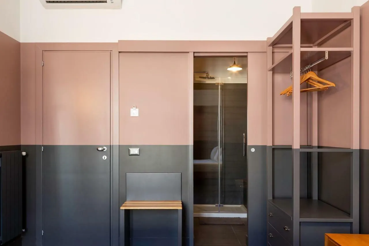 Guest house Modo Rooms & Suite Rome Italy
